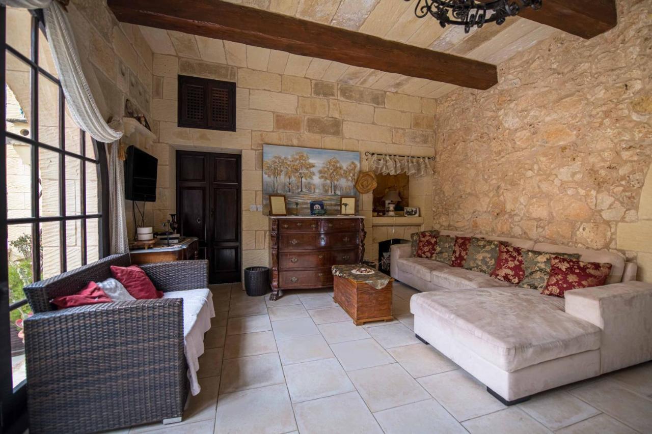Ta' Kullarina Farmhouse With Private Pool In Island Of Gozo Villa Zebbug  Exteriör bild
