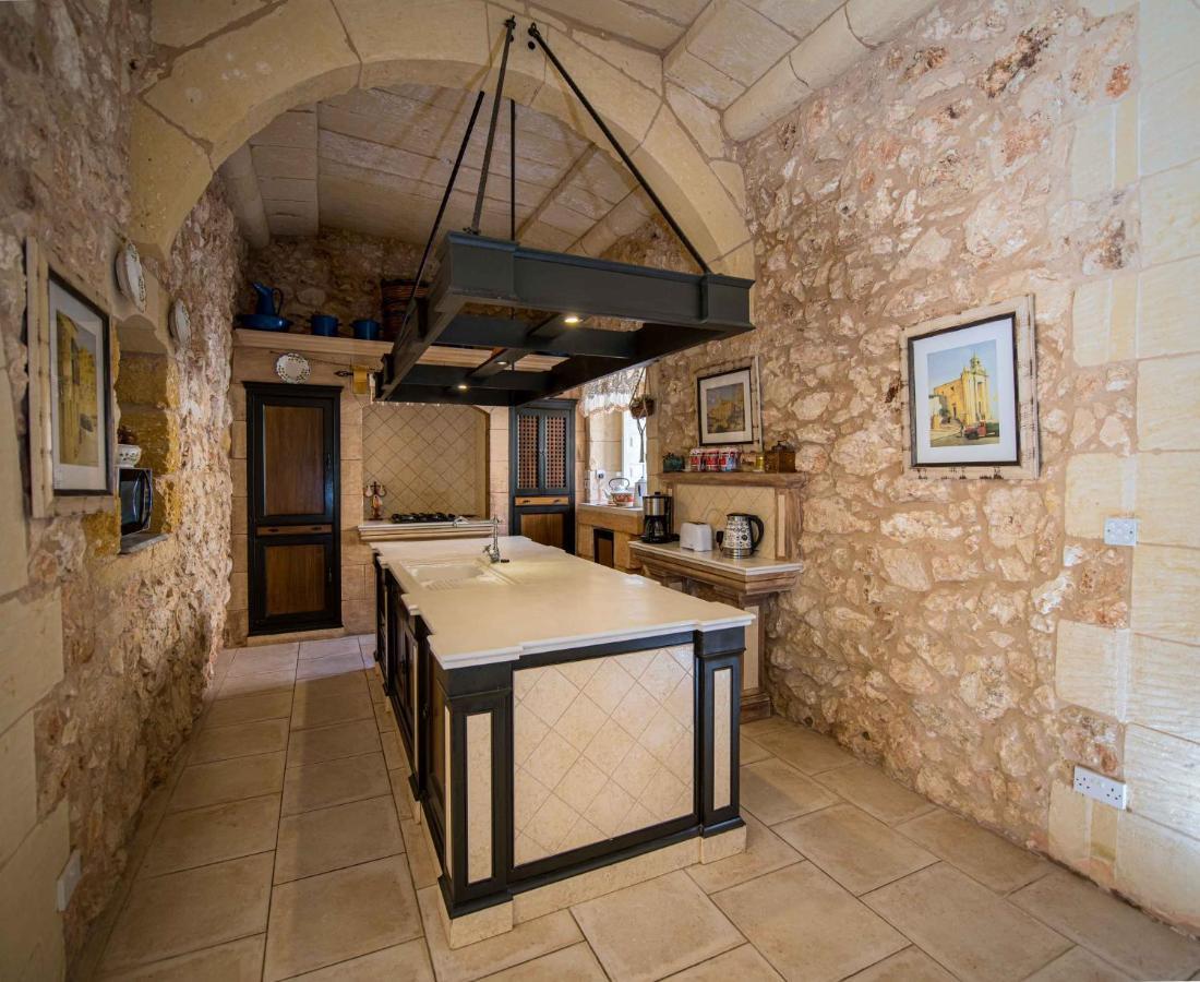Ta' Kullarina Farmhouse With Private Pool In Island Of Gozo Villa Zebbug  Exteriör bild
